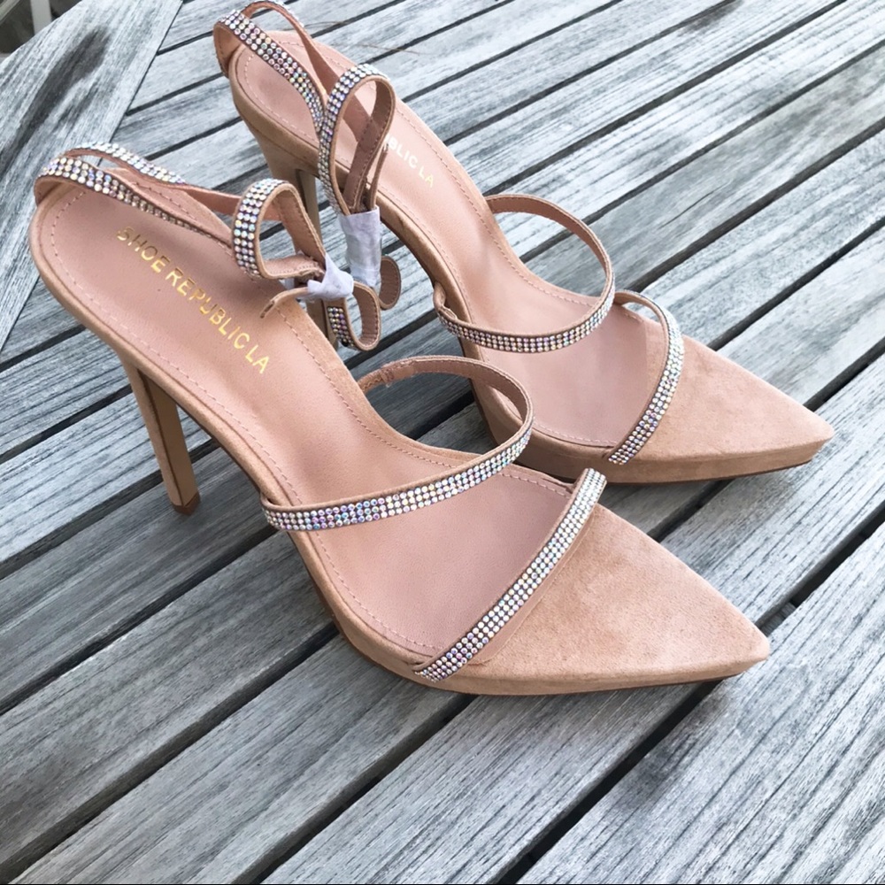 💎 TAN STRAPY SILVER RHINESTONE HIGH HEELS! - Picture 2 of 7